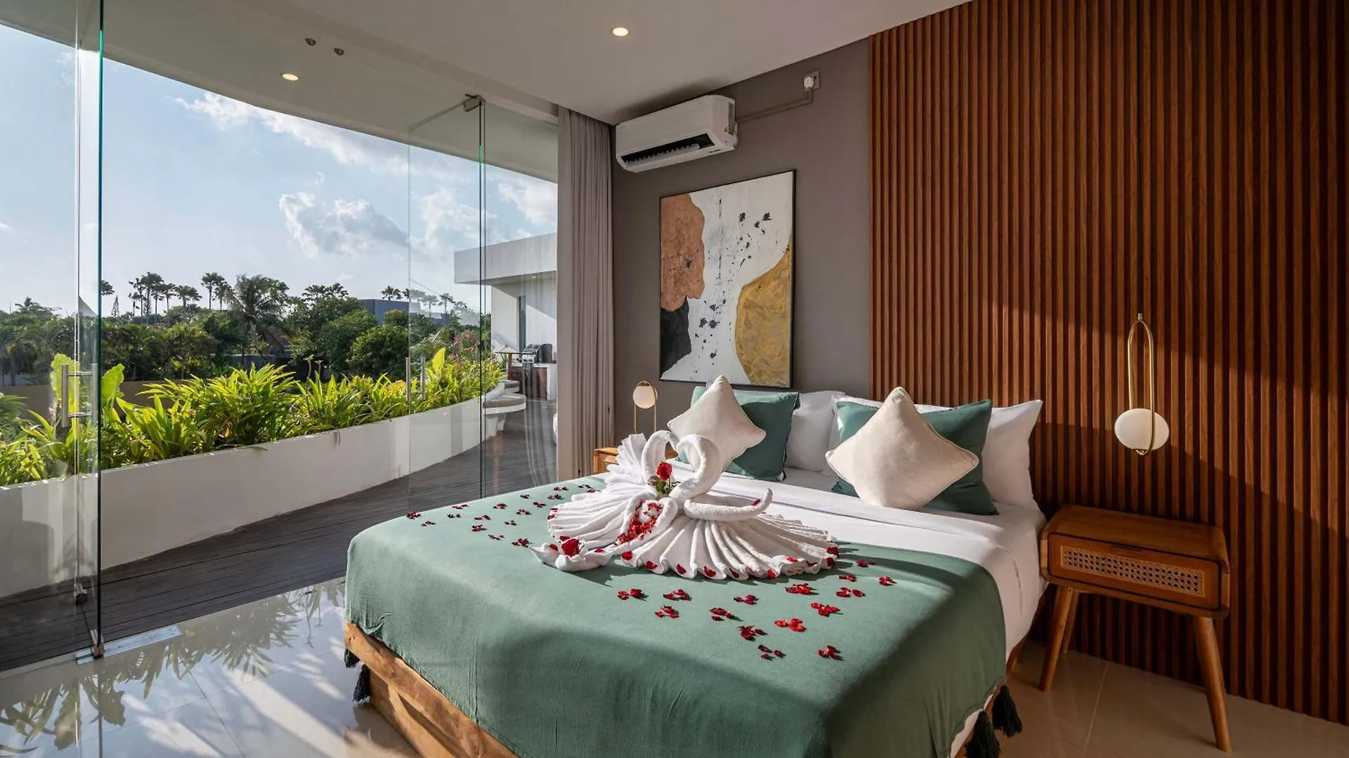 Villa Soluna Luxury 4Bd Villa With Pool & Zen Vibes Seminyak  0*, Seminyak (Bali)