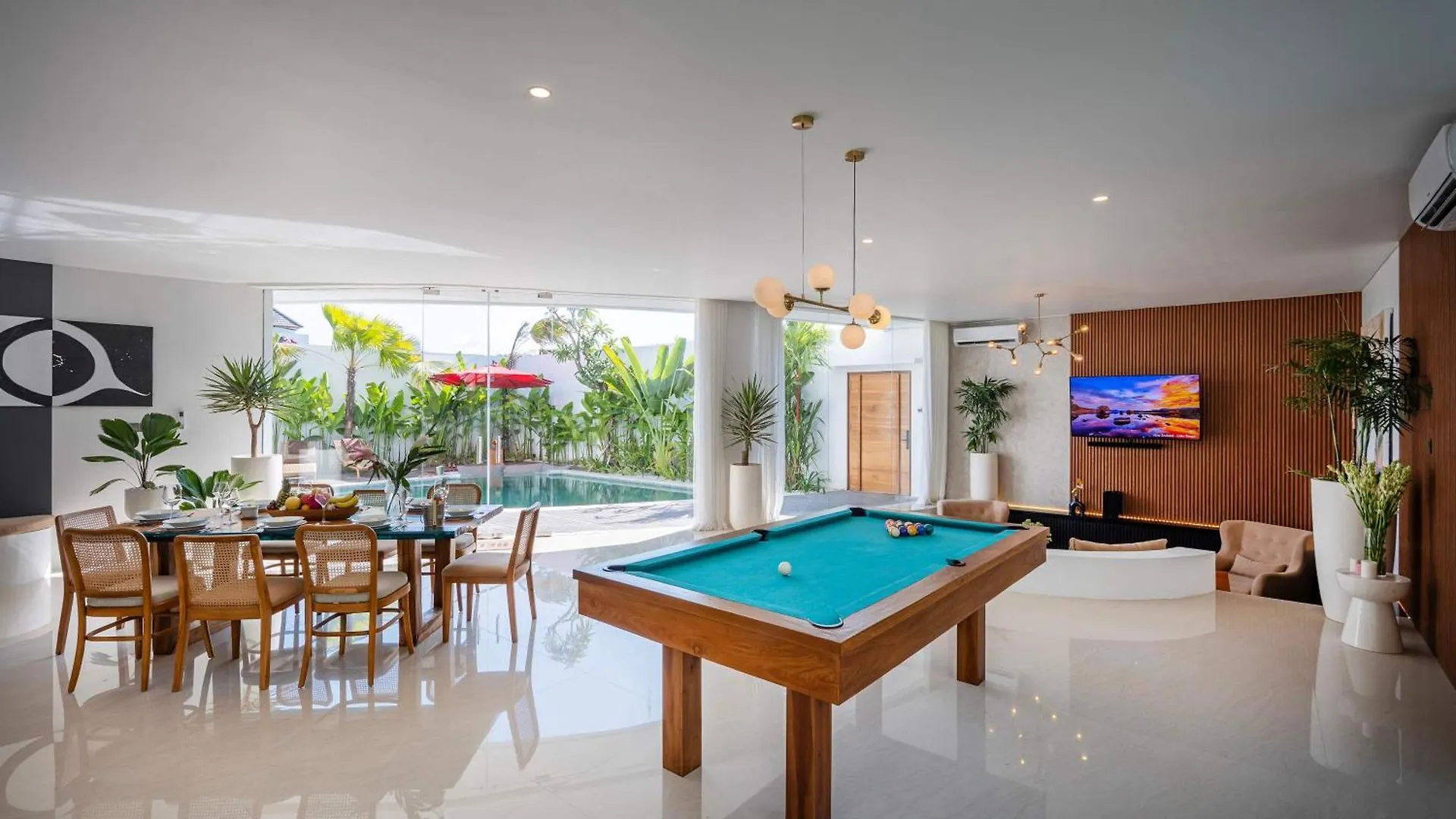 Villa Soluna Luxury 4Bd Villa With Pool & Zen Vibes Seminyak  Seminyak (Bali)